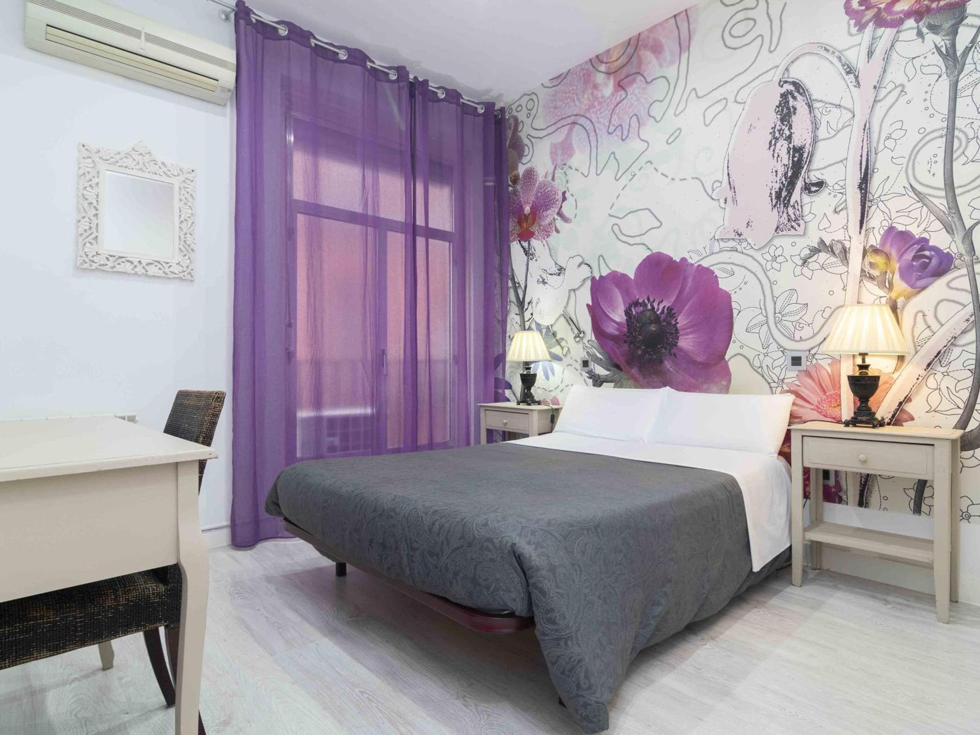 Pension Foster Madrid Buitenkant foto